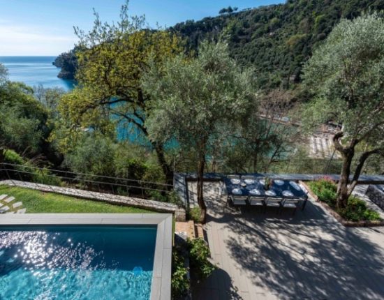 1 pool sea view beach paraggi